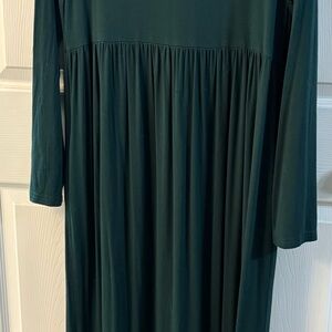 Elegant Green Long Sleeve Dress